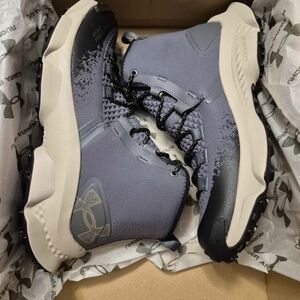 New In Box Under Armour Gray and Black Men's Boots